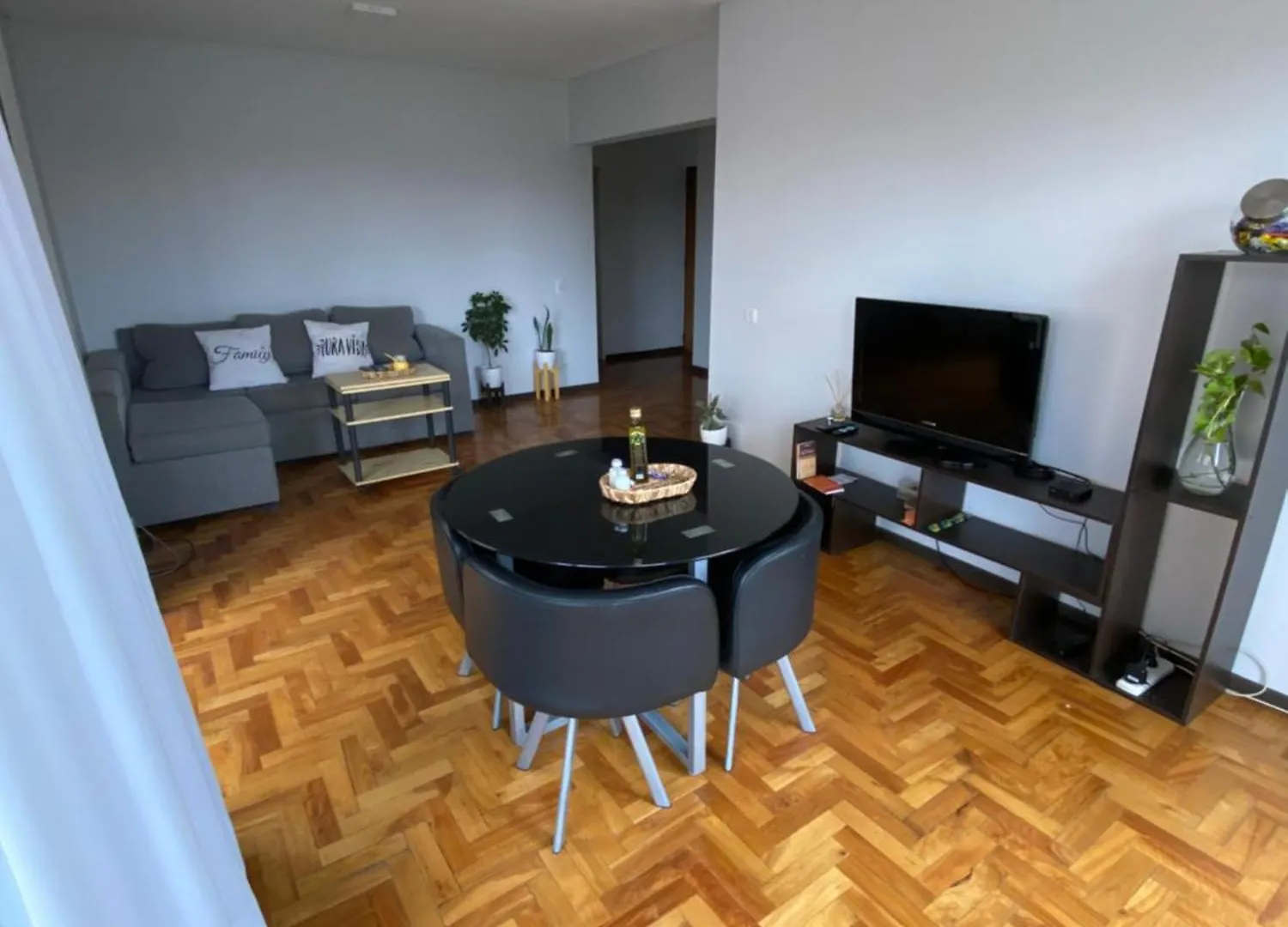 Apartamento Amplio, Moderno Y Centrico. Departamento En Plaza Independencia Mendoza Argentina
