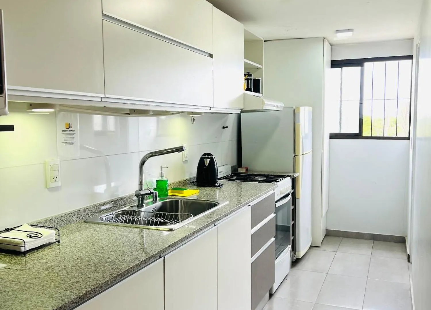 Apartamento Amplio, Moderno Y Centrico. Departamento En Plaza Independencia Mendoza 0*,  Argentina