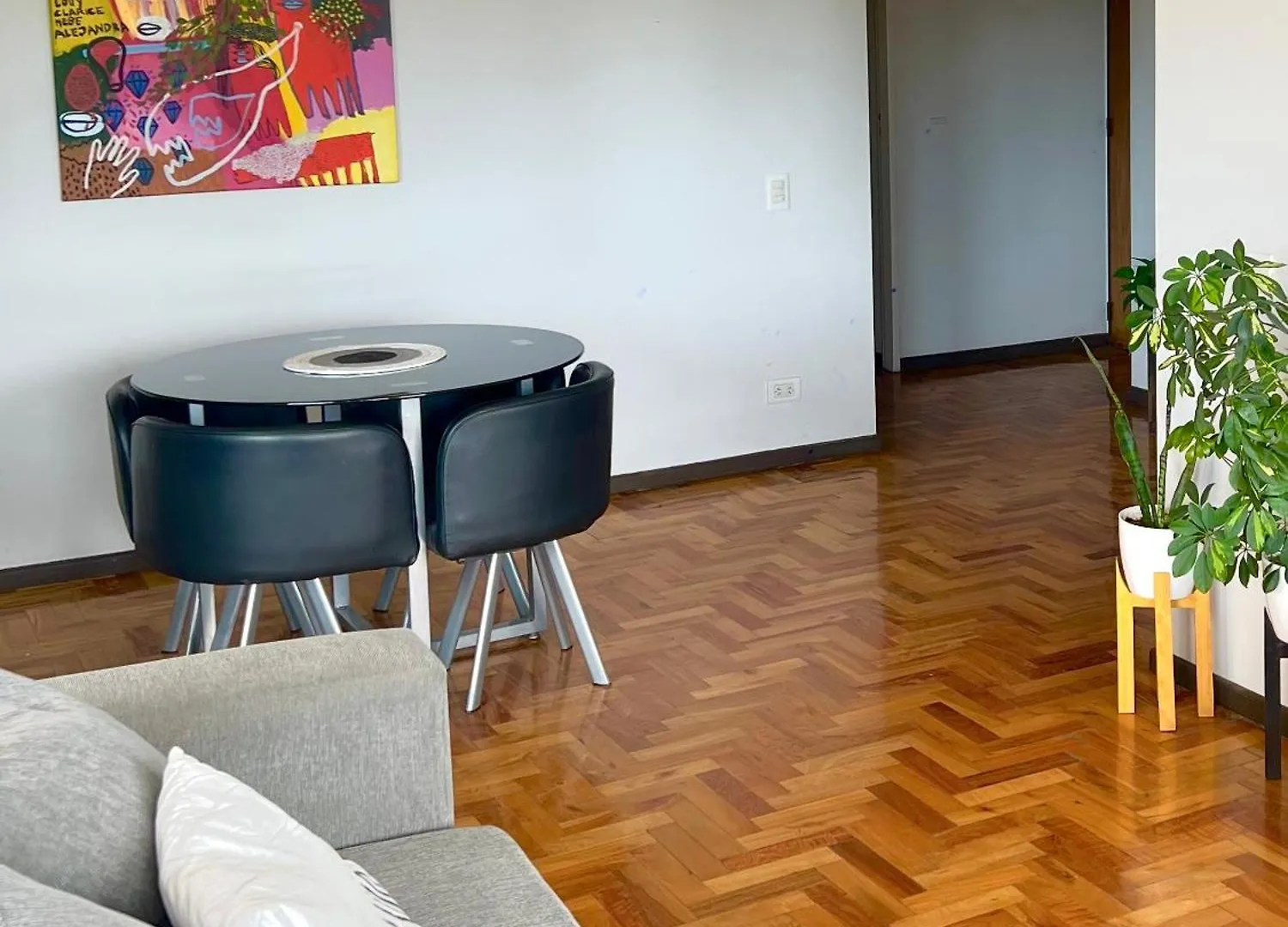 Apartamento Amplio, Moderno Y Centrico. Departamento En Plaza Independencia Mendoza