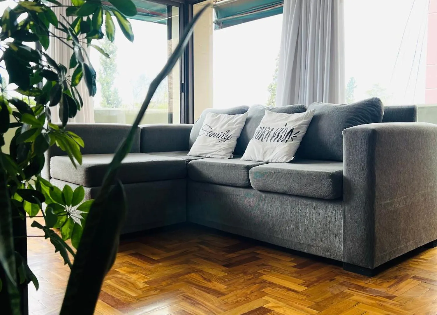 Apartamento Amplio, Moderno Y Centrico. Departamento En Plaza Independencia Mendoza